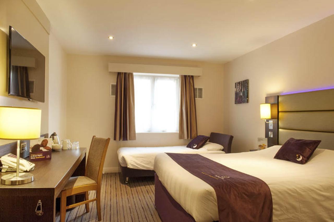 Premier Inn Southwark Borough High St London Kültér fotó